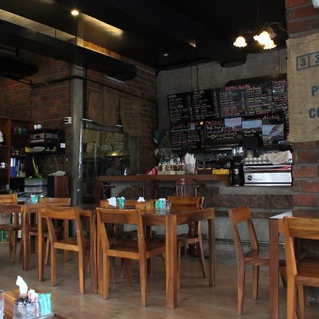 Hotel Coffee Mania House Phuket Exterior foto